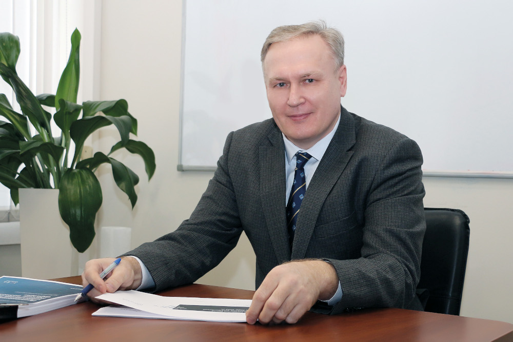 Pavel Lysenko kommercheskij direktor OOO Sistemy Nakopleniya Energii 